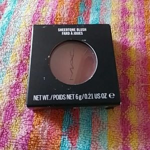 MAC sheertone blush